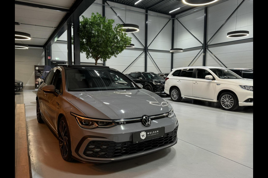 Volkswagen Golf 2.0 TDI GTD Garantie Nardo Pano Camera StuurVW StoelVW LED Matrix IQ. Sfeerverlichting Cruise Navi Lane Rijklaar