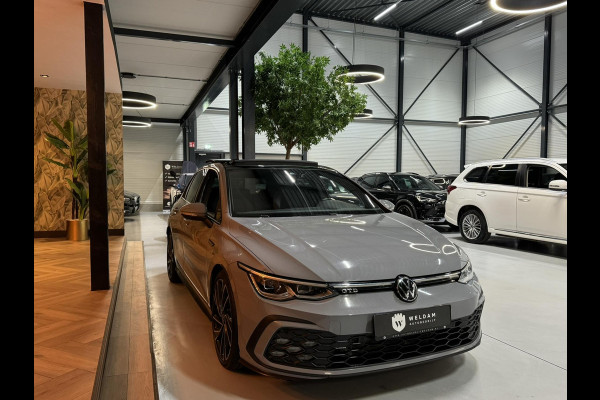 Volkswagen Golf 2.0 TDI GTD Garantie Nardo Pano Camera StuurVW StoelVW LED Matrix IQ. Sfeerverlichting Cruise Navi Lane Rijklaar