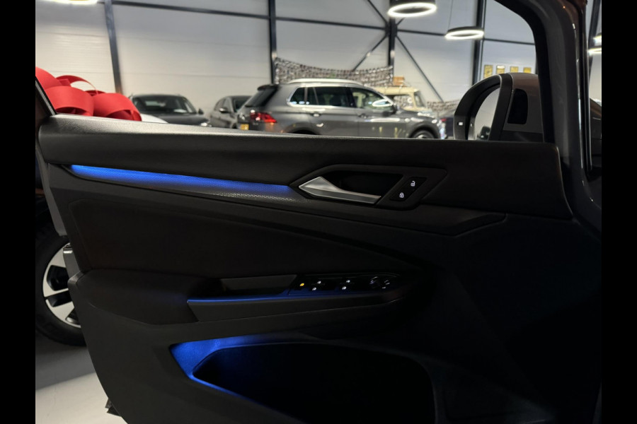 Volkswagen Golf 2.0 TDI GTD Garantie Nardo Pano Camera StuurVW StoelVW LED Matrix IQ. Sfeerverlichting Cruise Navi Lane Rijklaar