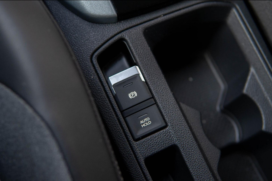 Volkswagen T-Roc 1.5 TSI Goal Edition PDC|Stoelverwarming|Carplay|Dodehoeksensor|ACC|LMV