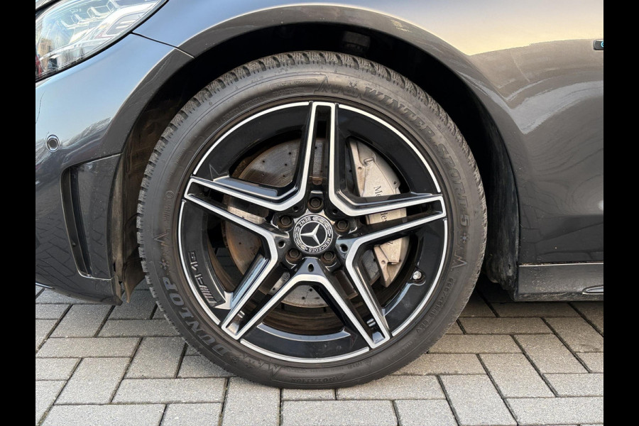 Mercedes-Benz C-Klasse Estate 300e T AMG Line 320pk PHEV | Stoelverwarming | Bestuurdersstoel Met Geheugen | Winterset |