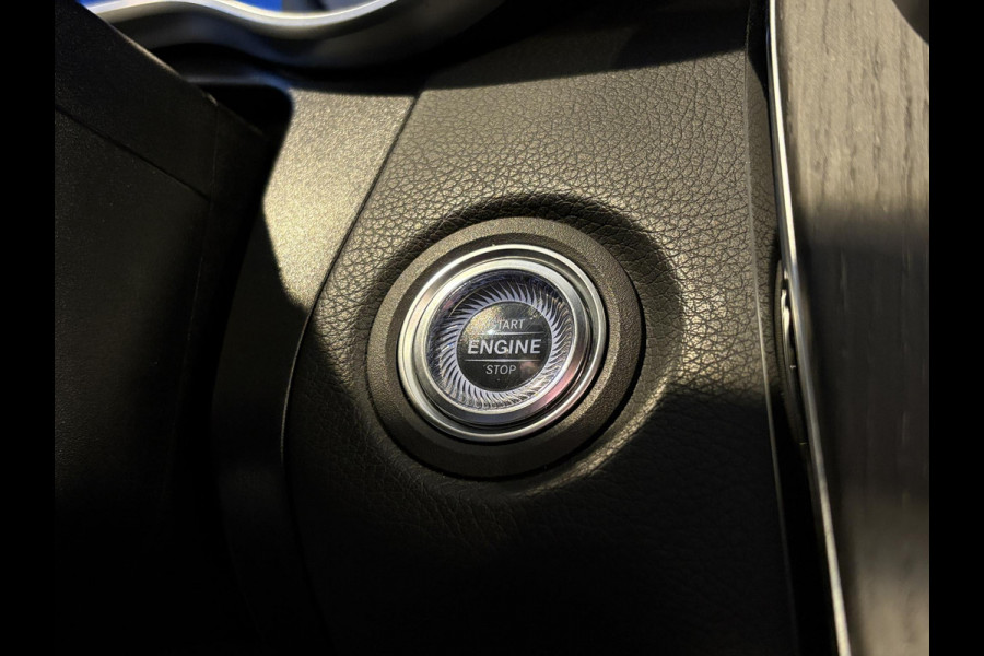 Mercedes-Benz C-Klasse Estate 300e T AMG Line 320pk PHEV | Stoelverwarming | Bestuurdersstoel Met Geheugen | Winterset |