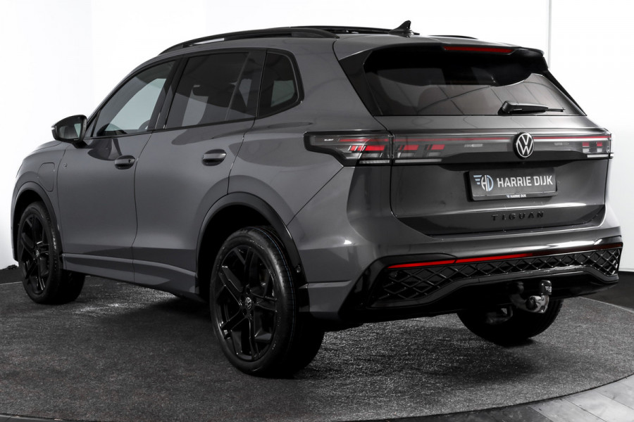 Volkswagen Tiguan 1.5 eHybrid 272 PK R-Line Edition | Black Style | Assistance Plus | Elek. Trekhaak | S/K-panodak | IQ Light | Adapt. Cruise | Stoel-+stuurverw. | NAV+App. Connect | 360 Camera | LM 20" | 3547