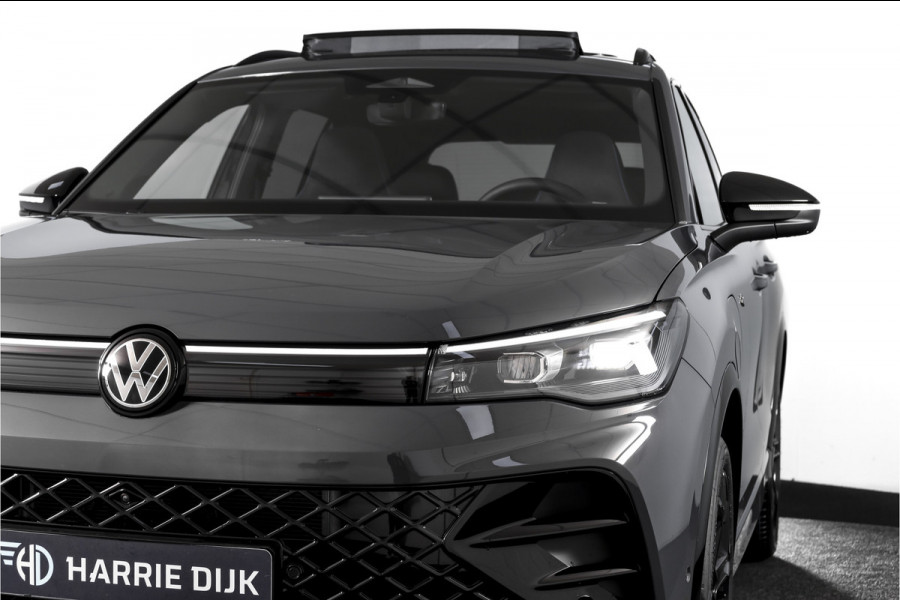 Volkswagen Tiguan 1.5 eHybrid 272 PK R-Line Edition | Black Style | Assistance Plus | Elek. Trekhaak | S/K-panodak | IQ Light | Adapt. Cruise | Stoel-+stuurverw. | NAV+App. Connect | 360 Camera | LM 20" | 9249