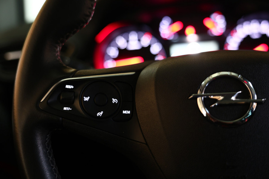 Opel Crossland 1.2 Turbo GS Line LED CLIMA CARPLAY NAVI CAMERA "21