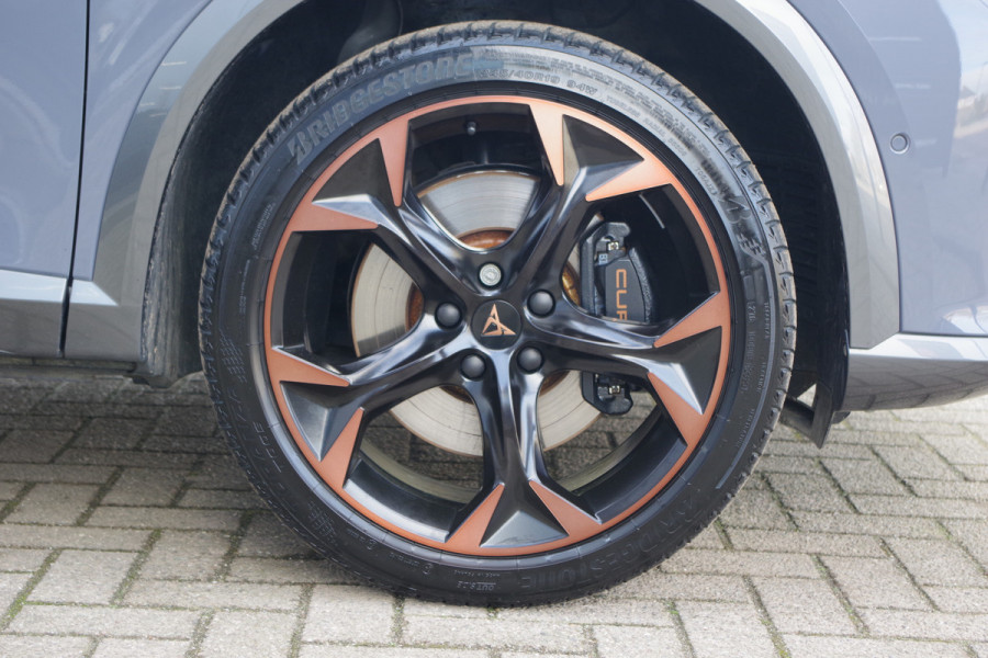 CUPRA Formentor 1.4 e-Hybrid 245 PK VZ Copper Edition PHEV, Adap. Cruise Control, Carplay, Camera