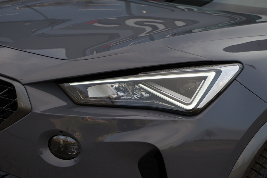 CUPRA Formentor 1.4 e-Hybrid 245 PK VZ Copper Edition PHEV, Adap. Cruise Control, Carplay, Camera