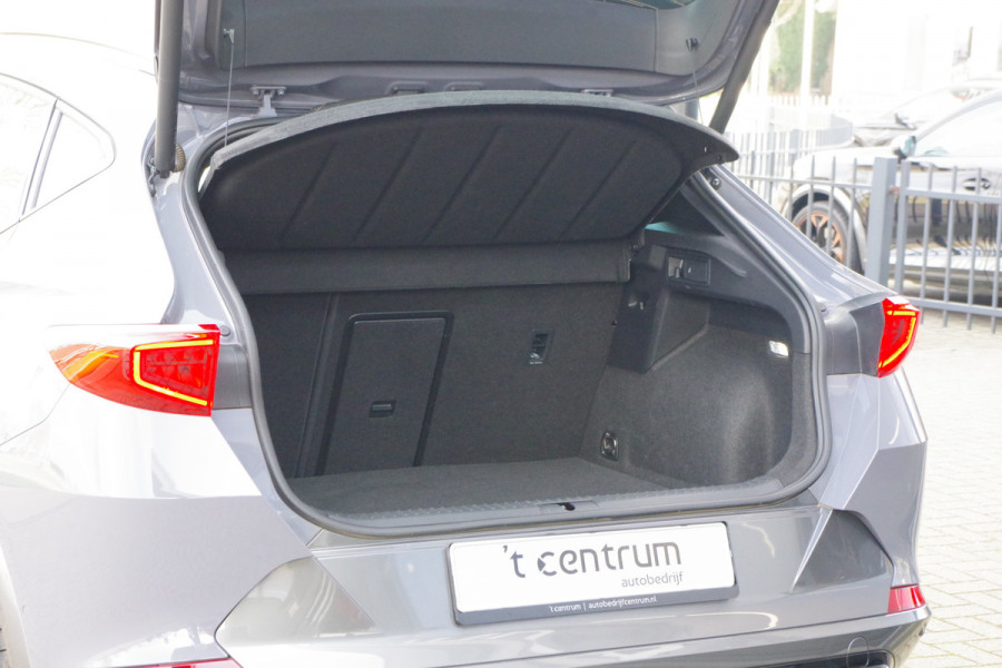 CUPRA Formentor 1.4 e-Hybrid 245 PK VZ Copper Edition PHEV, Adap. Cruise Control, Carplay, Camera