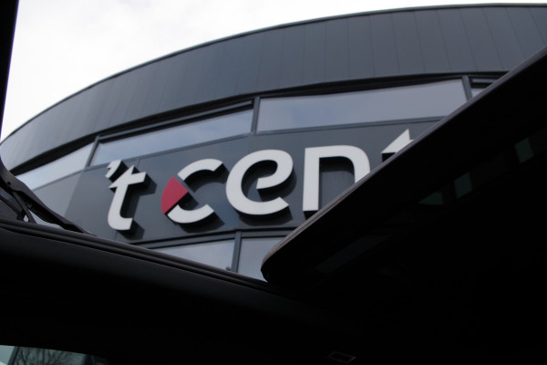 CUPRA Formentor 1.4 e-Hybrid 204 PK Performance PHEV, Panoramadak, Adap. Cruise Control, Carplay