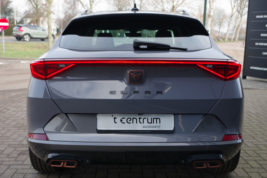 CUPRA Formentor 1.4 e-Hybrid 204 PK Performance PHEV, Panoramadak, Adap. Cruise Control, Carplay