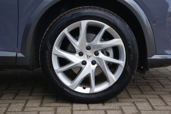 CUPRA Formentor 1.4 e-Hybrid 204 PK Performance PHEV, Panoramadak, Adap. Cruise Control, Carplay