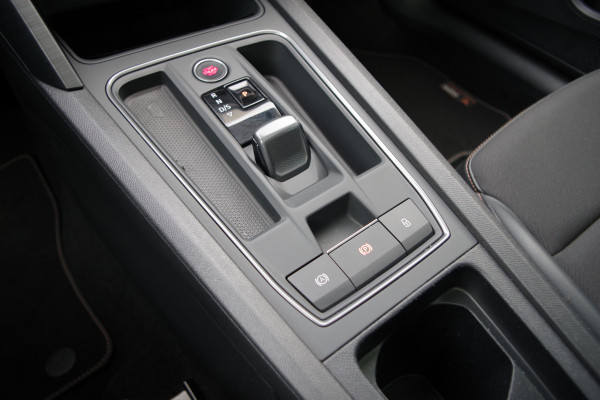 CUPRA Formentor 1.4 e-Hybrid 204 PK Performance PHEV, Panoramadak, Adap. Cruise Control, Carplay