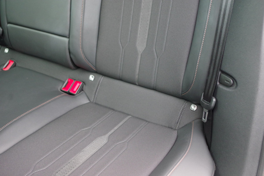 CUPRA Formentor 1.4 e-Hybrid 204 PK Performance PHEV, Panoramadak, Adap. Cruise Control, Carplay