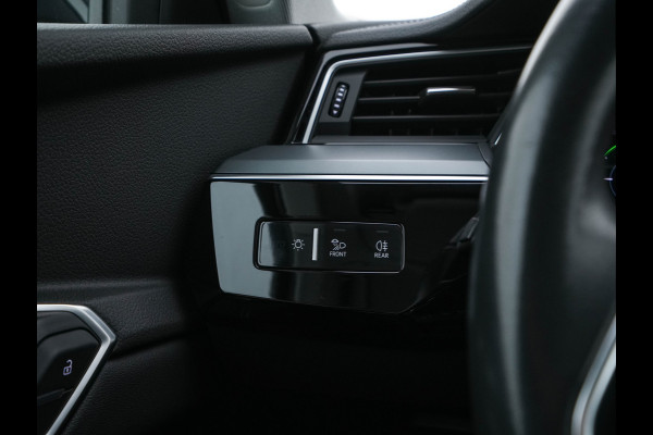 Audi e-tron 55 quattro Advanced edition Plus 95 kWh [3-Fase] {SOH-93%} (INCL-BTW) Aut.*LEATHER | ADAPTIVE-CRUISE | FULL-LED | DIGI-COCKPIT | KEYLESS | MEMORY-PACK | CAMERA | NAVI-FULLMAP | SHIFT-PADDLES | DAB+ | HEATED-COMFORTSEATS | DRIVE-SELECT | 20''AL