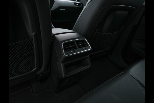 Audi e-tron 55 quattro Advanced edition Plus 95 kWh [3-Fase] {SOH-93%} (INCL-BTW) Aut.*LEATHER | ADAPTIVE-CRUISE | FULL-LED | DIGI-COCKPIT | KEYLESS | MEMORY-PACK | CAMERA | NAVI-FULLMAP | SHIFT-PADDLES | DAB+ | HEATED-COMFORTSEATS | DRIVE-SELECT | 20''AL