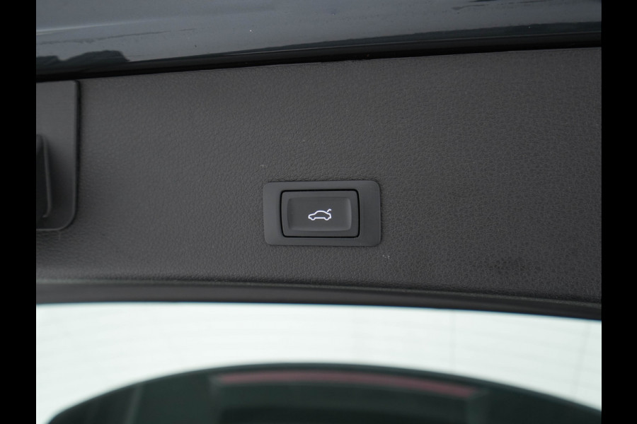 Audi e-tron 55 quattro Advanced edition Plus 95 kWh [3-Fase] {SOH-93%} (INCL-BTW) Aut.*LEATHER | ADAPTIVE-CRUISE | FULL-LED | DIGI-COCKPIT | KEYLESS | MEMORY-PACK | CAMERA | NAVI-FULLMAP | SHIFT-PADDLES | DAB+ | HEATED-COMFORTSEATS | DRIVE-SELECT | 20''AL