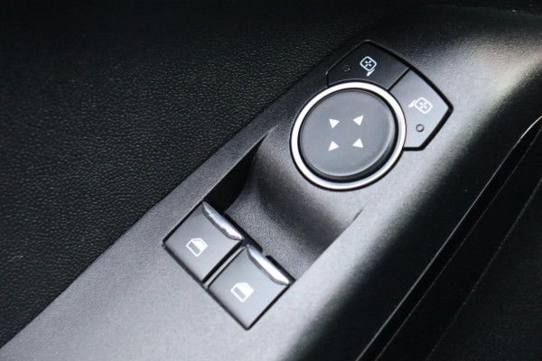 Ford Fiesta 1.1 Trend org. NL-auto navigatie cruise