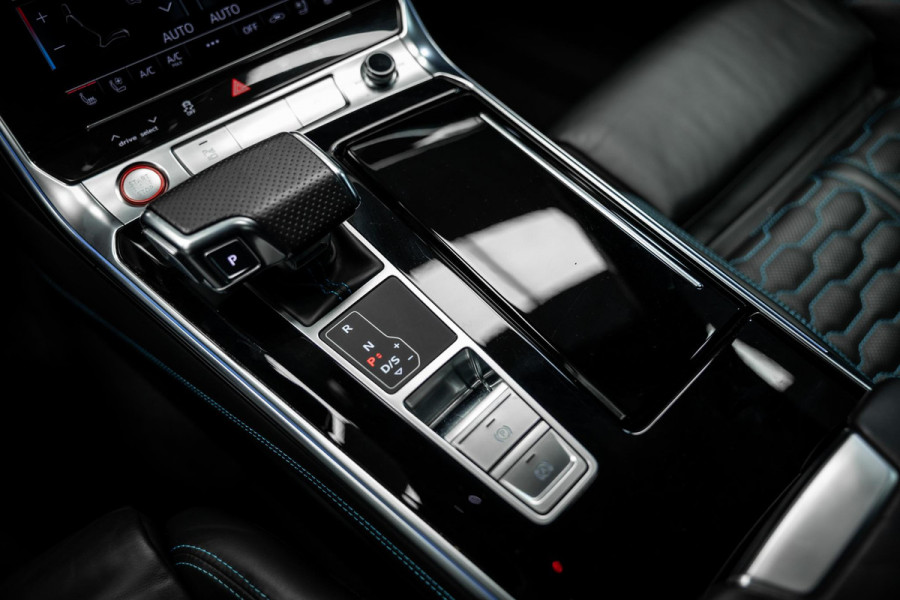 Audi A6 Avant RS 6 TFSI quattro | Audi Exclusive | Eventuri | Keramisch | B/O 3D | Pano |