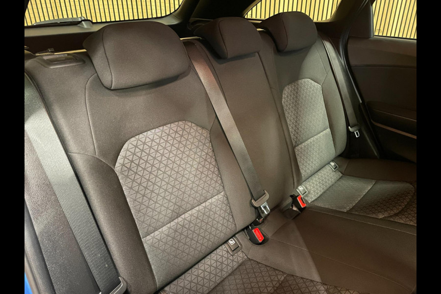 Kia Ceed Sportswagon 1.5 T-GDi DynamicLine|160PK|APPLE CARPLAY+ANDROID AUTO|STOEL+STUURVERW|CAMERA|CLIMA+CRUISE CTRL|1e EIG|IN.BTW