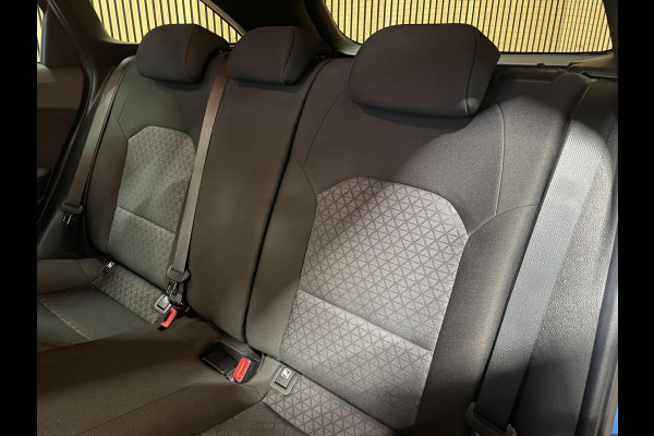 Kia Ceed Sportswagon 1.5 T-GDi DynamicLine|160PK|APPLE CARPLAY+ANDROID AUTO|STOEL+STUURVERW|CAMERA|CLIMA+CRUISE CTRL|1e EIG|IN.BTW