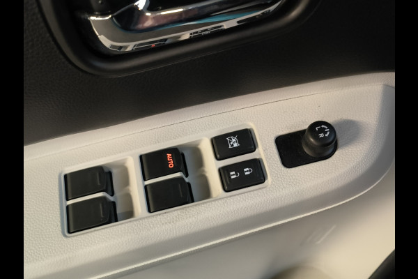 Suzuki Ignis 1.2 Stijl AUTOMAAT uit 2018 Rijklaar + 12 maanden Bovag-garantie Henk Jongen Auto's in Helmond,  al 50 jaar service zoals 't hoort!