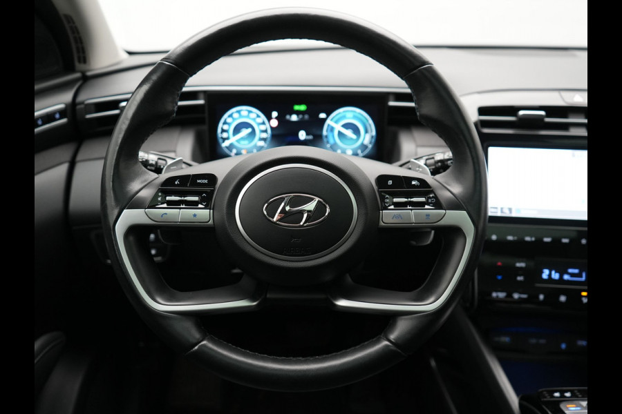 Hyundai Tucson 1.6 T-GDI Premium 4WD Plug In Hybrid 266pk Dealer O.H. PHEV | Trekhaak Afn. | Panodak | 360 Camera | Adaptive Cruise | Krell | Lederen Sportstoelen Memory & Ventilatie | Apple Carplay | Keyless | Stoelen & Stuur Verwarmd | Virtual | DAB |
