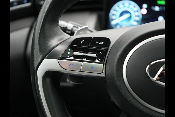 Hyundai Tucson 1.6 T-GDI Premium 4WD Plug In Hybrid 266pk Dealer O.H. PHEV | Trekhaak Afn. | Panodak | 360 Camera | Adaptive Cruise | Krell | Lederen Sportstoelen Memory & Ventilatie | Apple Carplay | Keyless | Stoelen & Stuur Verwarmd | Virtual | DAB |