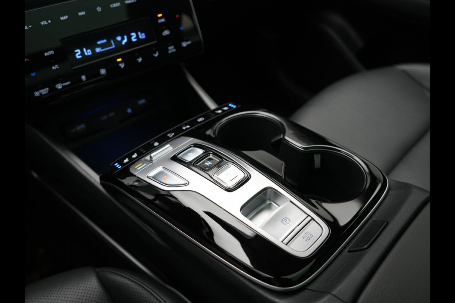 Hyundai Tucson 1.6 T-GDI Premium 4WD Plug In Hybrid 266pk Dealer O.H. PHEV | Trekhaak Afn. | Panodak | 360 Camera | Adaptive Cruise | Krell | Lederen Sportstoelen Memory & Ventilatie | Apple Carplay | Keyless | Stoelen & Stuur Verwarmd | Virtual | DAB |