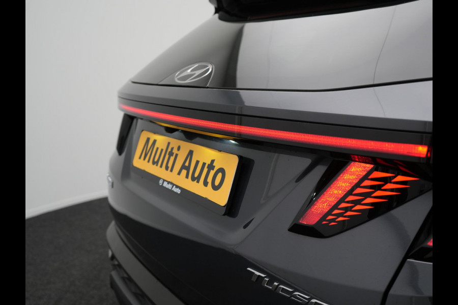 Hyundai Tucson 1.6 T-GDI Premium 4WD Plug In Hybrid 266pk Dealer O.H. PHEV | Trekhaak Afn. | Panodak | 360 Camera | Adaptive Cruise | Krell | Lederen Sportstoelen Memory & Ventilatie | Apple Carplay | Keyless | Stoelen & Stuur Verwarmd | Virtual | DAB |
