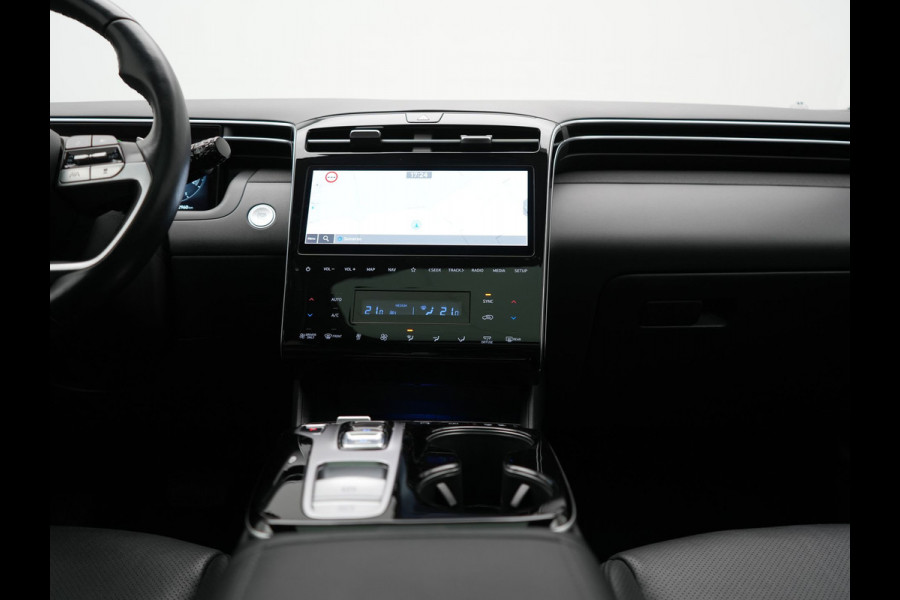 Hyundai Tucson 1.6 T-GDI Premium 4WD Plug In Hybrid 266pk Dealer O.H. PHEV | Trekhaak Afn. | Panodak | 360 Camera | Adaptive Cruise | Krell | Lederen Sportstoelen Memory & Ventilatie | Apple Carplay | Keyless | Stoelen & Stuur Verwarmd | Virtual | DAB |