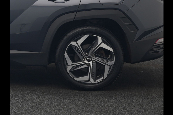 Hyundai Tucson 1.6 T-GDI Premium 4WD Plug In Hybrid 266pk Dealer O.H. PHEV | Trekhaak Afn. | Panodak | 360 Camera | Adaptive Cruise | Krell | Lederen Sportstoelen Memory & Ventilatie | Apple Carplay | Keyless | Stoelen & Stuur Verwarmd | Virtual | DAB |