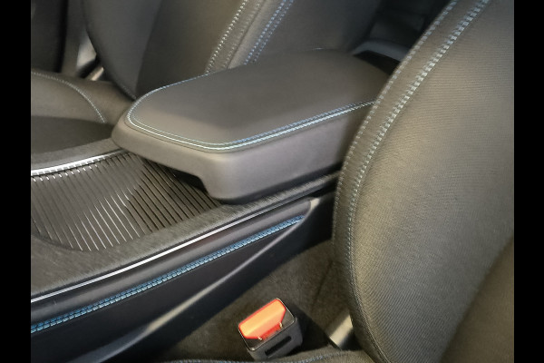 Lynk & Co 01 1.5 PHEV * 360* camera Pano/dak Apple/Carplay Adaptive/Cruise Rijklaar + Fabrieksgarantie tot 05-2027 Henk Jongen Auto's in Helmond,  al 50 jaar service zoals 't hoort!