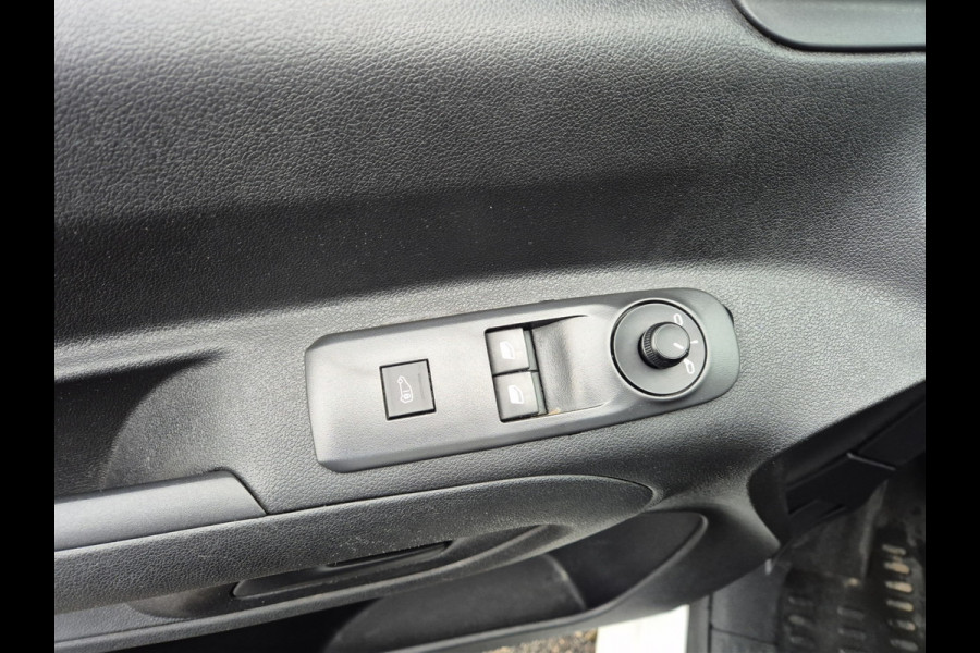 Peugeot Partner 1.5 HDI Carplay Navi Trekhaak Airco Apk 10-2026