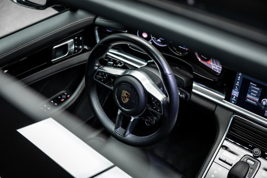 Porsche Panamera 2.9 4 E-Hybrid 10 Years Edition | Sport Chrono | Sportuitlaat | Bose | Luchtvering | Stoelverwarming |