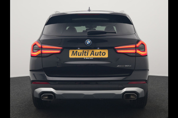 BMW X3 xDrive30e Business Edition Plus Plug In Hybrid 293pk FACELIFT Dealer O.H. PHEV | Trekhaak Af Fabriek | Panodak | Adaptive Cruise | Head Up | Laser LED | Camera | Lederen Sportstoelen & Stuur Verwarmd | Sfeerverlichting | Apple Carplay | Virtual | Keyless | DAB |