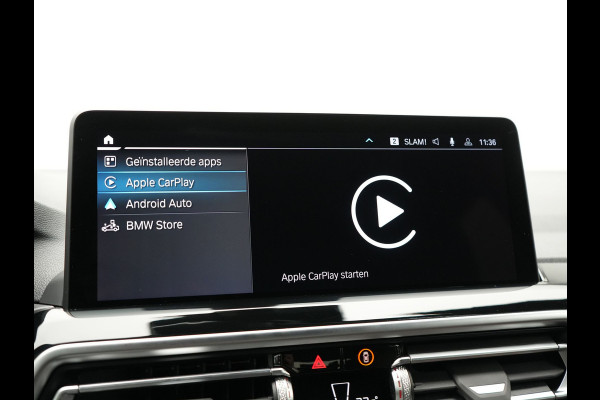 BMW X3 xDrive30e Business Edition Plus Plug In Hybrid 293pk FACELIFT Dealer O.H. PHEV | Trekhaak Af Fabriek | Panodak | Adaptive Cruise | Head Up | Laser LED | Camera | Lederen Sportstoelen & Stuur Verwarmd | Sfeerverlichting | Apple Carplay | Virtual | Keyless | DAB |