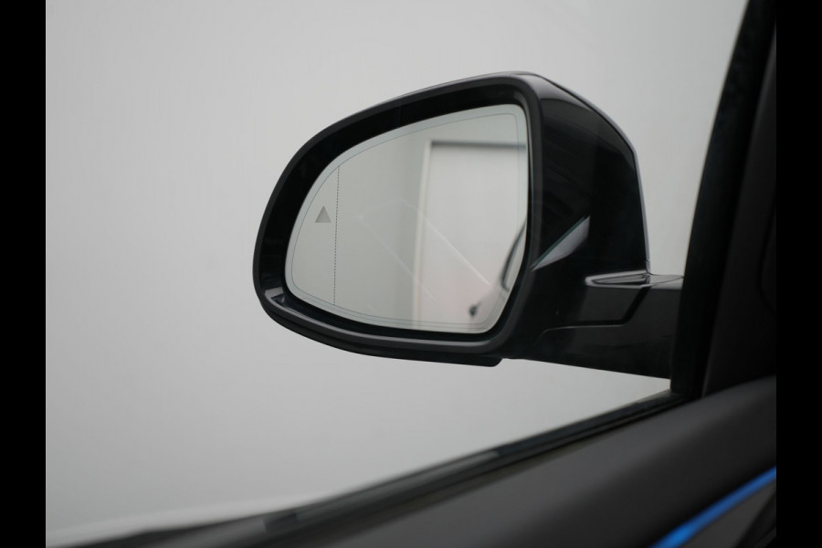 BMW X3 xDrive30e Business Edition Plus Plug In Hybrid 293pk FACELIFT Dealer O.H. PHEV | Trekhaak Af Fabriek | Panodak | Adaptive Cruise | Head Up | Laser LED | Camera | Lederen Sportstoelen & Stuur Verwarmd | Sfeerverlichting | Apple Carplay | Virtual | Keyless | DAB |