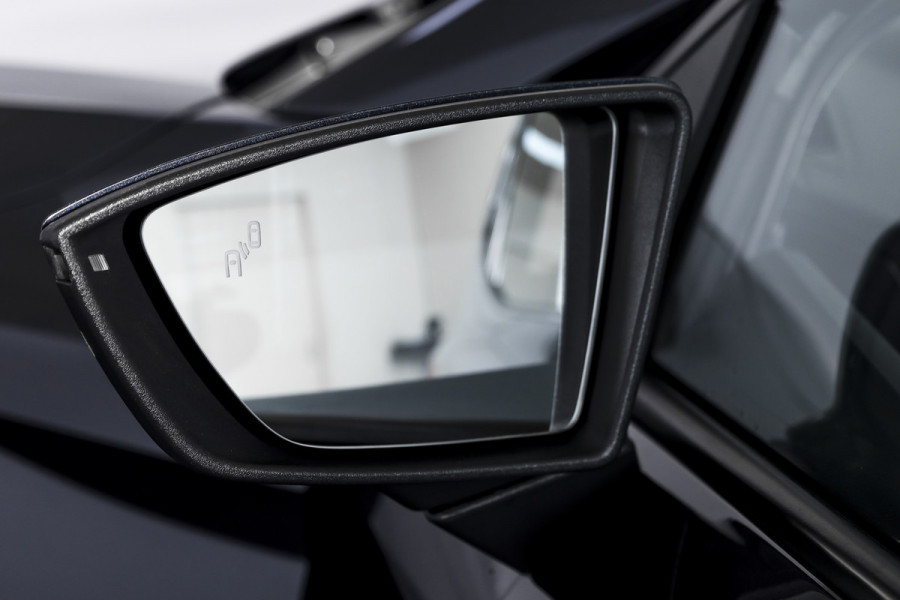 Seat Arona 1.0 TSI 95 PK Style | Cruise | Stoelverw. | App. Connect | ECC | Trekhaak | LM 16" |