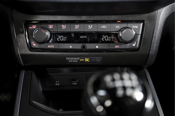 Seat Arona 1.0 TSI 95 PK Style | Cruise | Stoelverw. | App. Connect | ECC | Trekhaak | LM 16" |