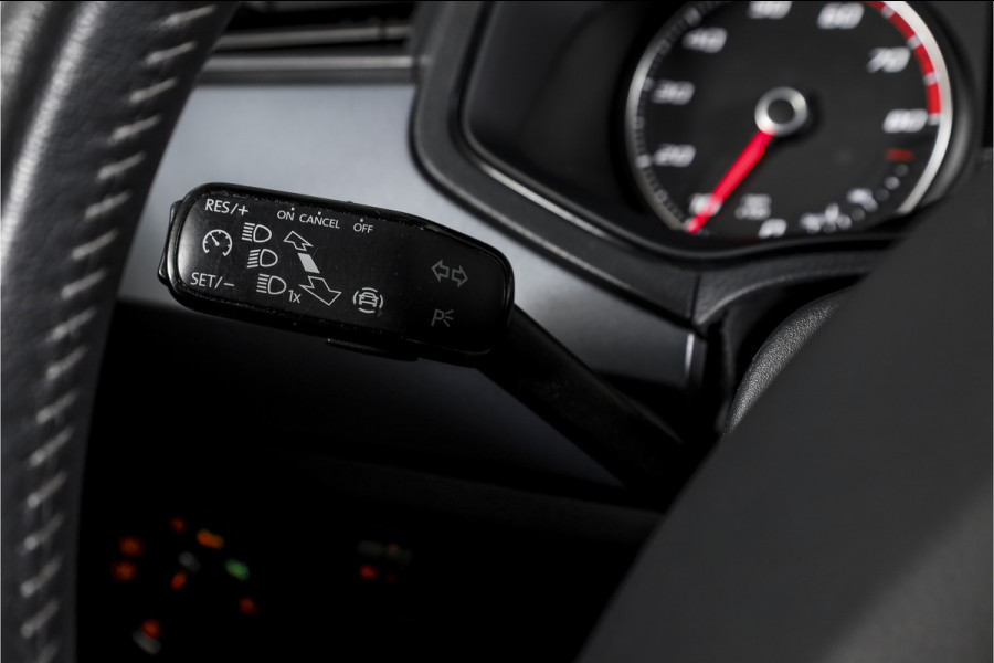 Seat Arona 1.0 TSI 95 PK Style | Cruise | Stoelverw. | App. Connect | ECC | Trekhaak | LM 16" |