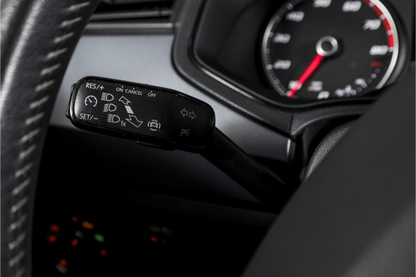 Seat Arona 1.0 TSI 95 PK Style | Cruise | Stoelverw. | App. Connect | ECC | Trekhaak | LM 16" |