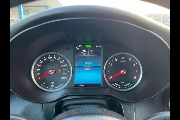 Mercedes-Benz GLC Business Solution 300e 4MATIC 320pk PHEV | Trekhaak | Stoelverwarming | Leder | Geheugenstoelen | Camera | Navigatie