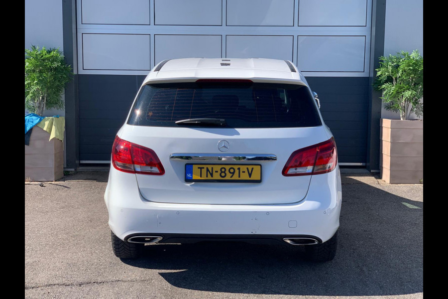 Mercedes-Benz B-Klasse 220 AUTOMAAT Apk 01-2027 / AIRCO / EURO 6 / BLUETOOTH / NAP /