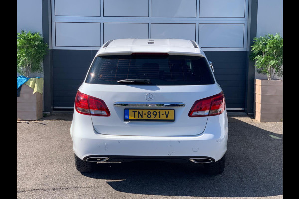 Mercedes-Benz B-Klasse 220 AUTOMAAT Apk 01-2027 / AIRCO / EURO 6 / BLUETOOTH / NAP /