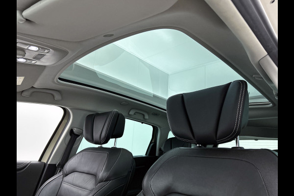 Renault Grand Scénic 1.3 TCe Bose 7p. (Goed OnderH, Panorama, Head-up, Navi, Trekhaak, Parkeersensoren, StoelV, Cruise Con, Etc)