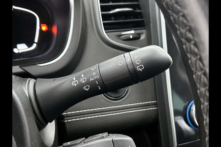 Renault Grand Scénic 1.3 TCe Bose 7p. (Goed OnderH, Panorama, Head-up, Navi, Trekhaak, Parkeersensoren, StoelV, Cruise Con, Etc)