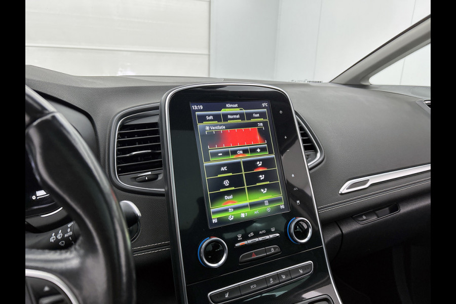 Renault Grand Scénic 1.3 TCe Bose 7p. (Goed OnderH, Panorama, Head-up, Navi, Trekhaak, Parkeersensoren, StoelV, Cruise Con, Etc)