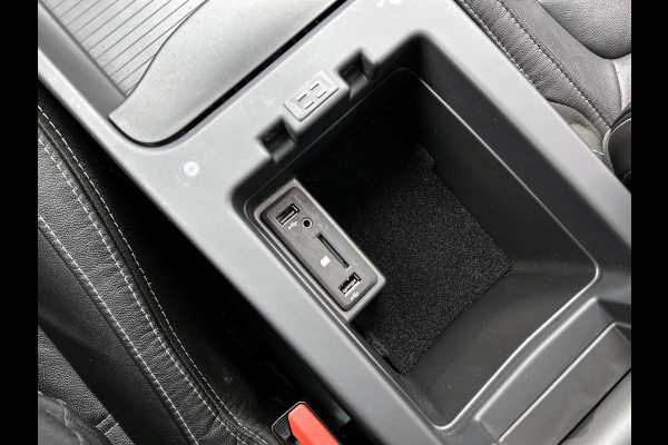 Renault Grand Scénic 1.3 TCe Bose 7p. (Goed OnderH, Panorama, Head-up, Navi, Trekhaak, Parkeersensoren, StoelV, Cruise Con, Etc)