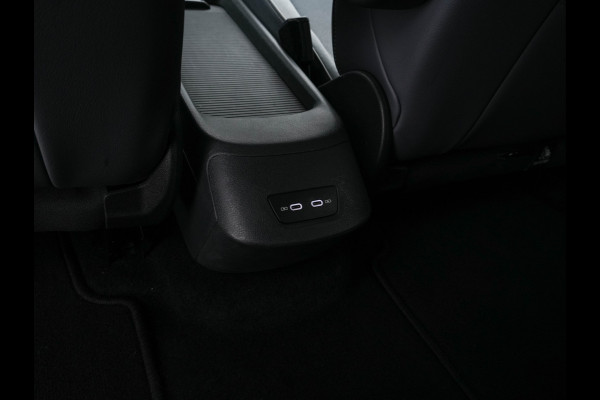 Volkswagen ID.3 Business 58 kWh [ 3-Fase-11kW ] {SOH-87%} (INCL.BTW)  *FULL-LED | AMBIENTLIGHT | KEYLESS | CAMERA | HEATED-COMFORTSEATS | DAB+ | DIGI-COCKPIT | ECC | PDC | 18''ALU*