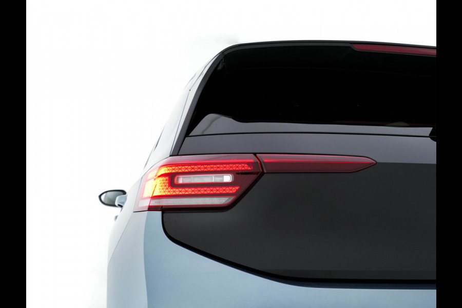 Volkswagen ID.3 Business 58 kWh [ 3-Fase-11kW ] {SOH-87%} (INCL.BTW)  *FULL-LED | AMBIENTLIGHT | KEYLESS | CAMERA | HEATED-COMFORTSEATS | DAB+ | DIGI-COCKPIT | ECC | PDC | 18''ALU*